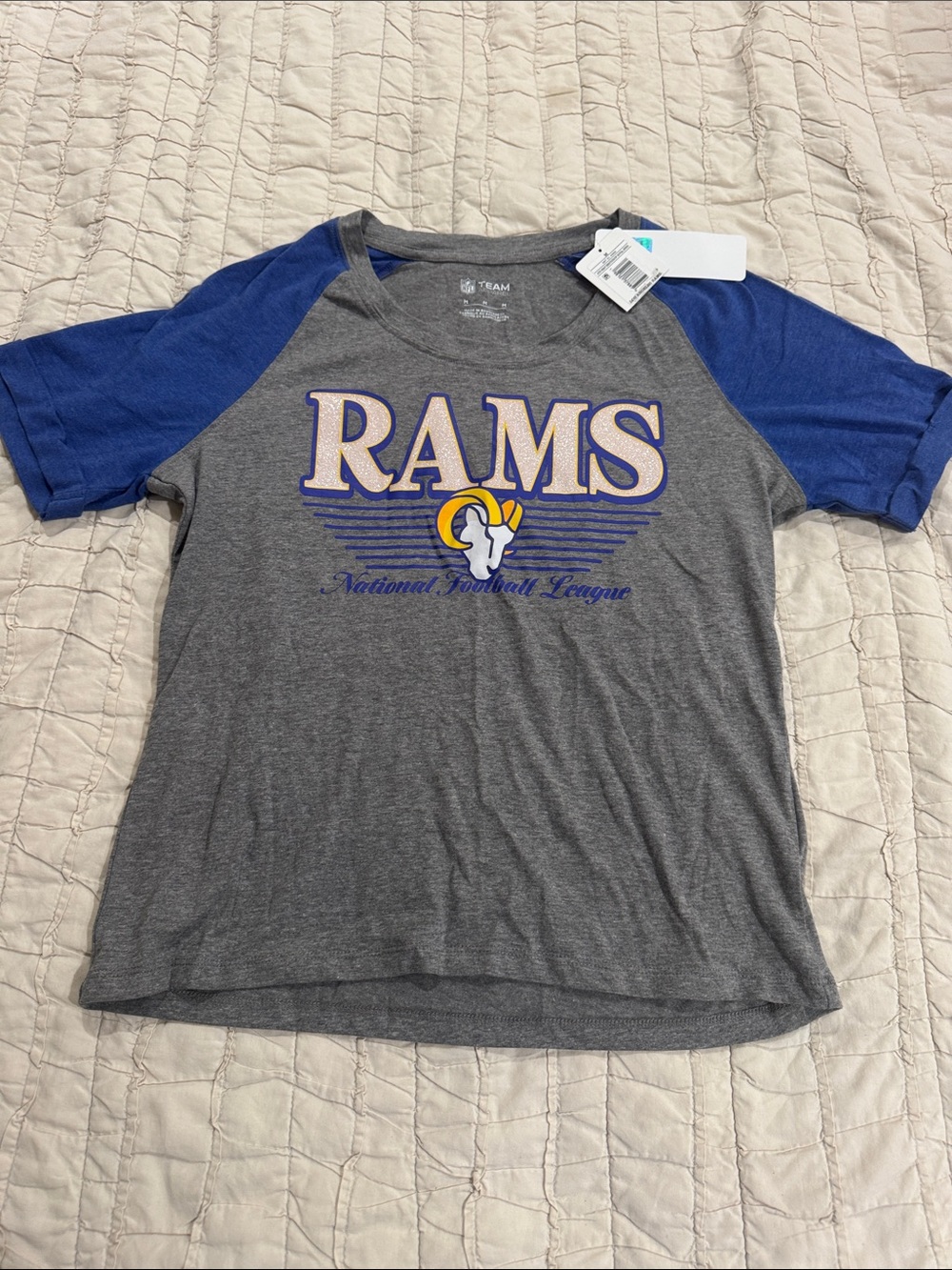 NFL Rams Short Sleeve Tee in Gray and Blue with Gold Logo